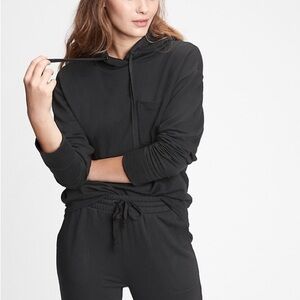 GAP Black Cloud Light Hoodie